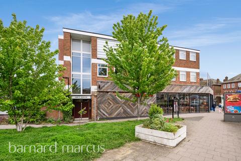 3 bedroom flat to rent, High Street, NEW MALDEN