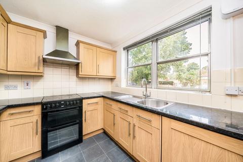 2 bedroom flat for sale, Marlowe Gardens, Eltham