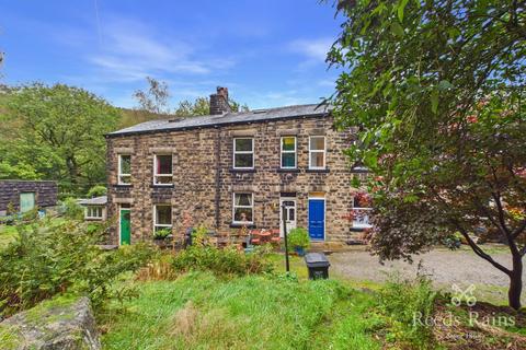 2 bedroom terraced house to rent, Campden Road, West Yorkshire HX7