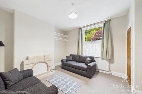 2 bedroom terraced house to rent, Campden Road, West Yorkshire HX7