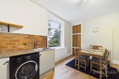 2 bedroom terraced house to rent, Campden Road, West Yorkshire HX7