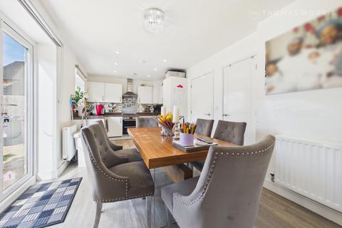 4 bedroom detached house for sale, Hammond Close, Hertfordshire SG8