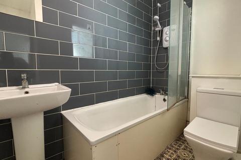 4 bedroom house to rent, Blenheim Street, Bristol BS5