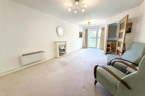 undefined, Tregolls Road, Truro