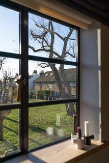 3 bedroom maisonette for sale, Thorpe Crescent, London E17