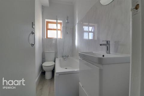 Studio to rent, Bolton Lane, IPSWICH