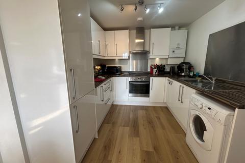 2 bedroom flat to rent, Swallow House, Bristol, BS34