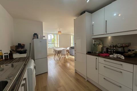 2 bedroom flat to rent, Swallow House, Bristol, BS34