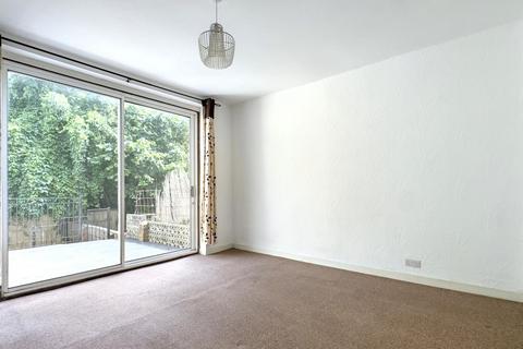 4 bedroom house to rent, Glenfrome Road, Bristol BS5