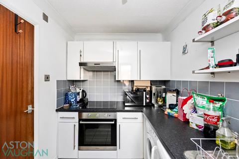 1 bedroom apartment to rent, Bonchurch Road, Brighton BN2