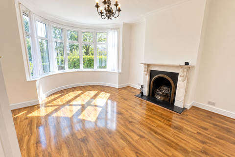 undefined, Imperial Drive, Harrow HA2