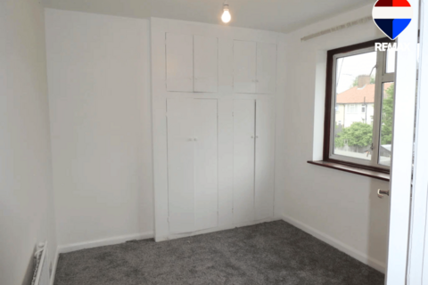 3 bedroom terraced house to rent, Rogers Road, Dagenham RM10