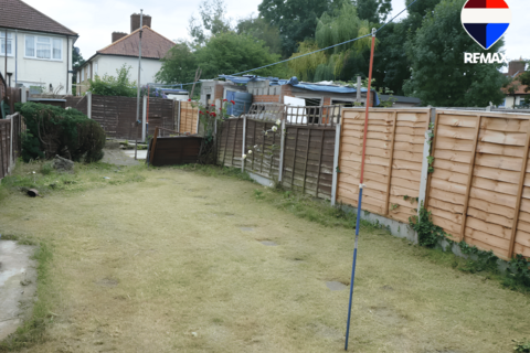 3 bedroom terraced house to rent, Rogers Road, Dagenham RM10
