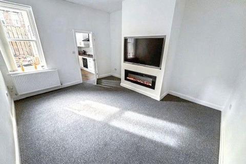 2 bedroom ground floor flat to rent, Warwick Street, Heaton, Newcastle upon Tyne, Tyne and Wear, NE6 5AR