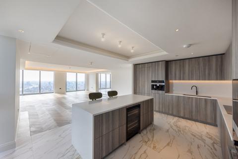 3 bedroom penthouse for sale, Landmark Pinnacle, Marsh Wall, London, E14