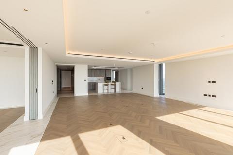 3 bedroom penthouse for sale, Landmark Pinnacle, Marsh Wall, London, E14