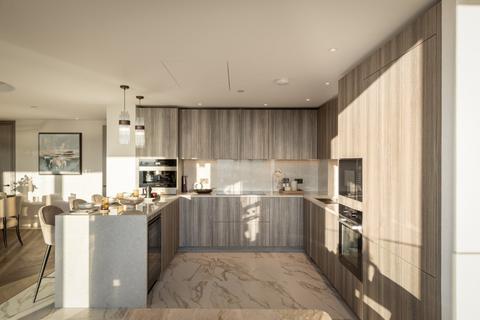 3 bedroom penthouse for sale, Landmark Pinnacle, Marsh Wall, London, E14