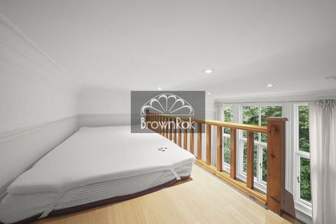 Studio for sale, 1–2 Embankment Gardens, London, London, SW3 4LH