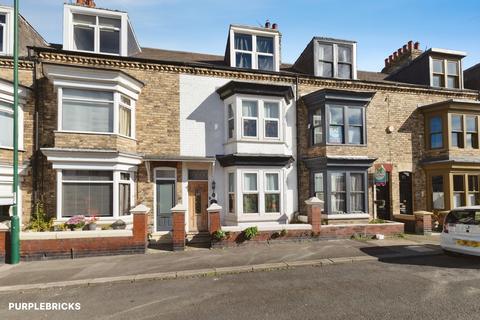 5 bedroom terraced house for sale, Upleatham Street, Saltburn-by-the-Sea, TS12