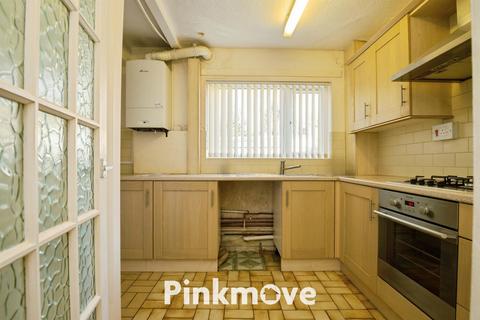 2 bedroom ground floor flat for sale, Joyce Close, Newport NP20
