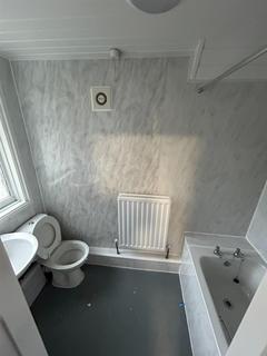 2 bedroom flat to rent, Greystoke Avenue, Sandyford