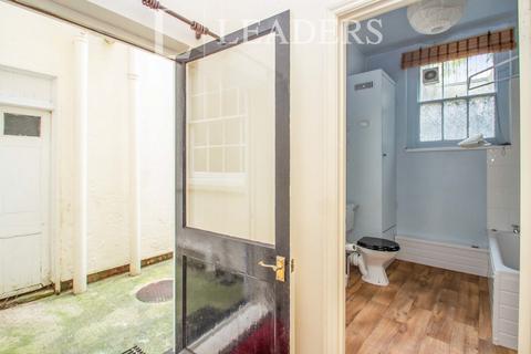 2 bedroom flat to rent, Berkeley Place, Cheltenham, GL52