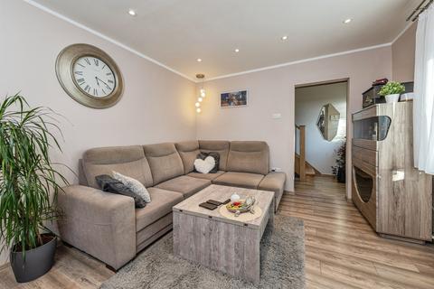 3 bedroom semi-detached house for sale, Princess Road, Dewsbury