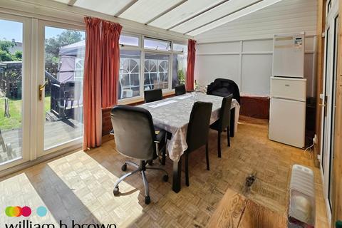 3 bedroom terraced house to rent, Wilmington Gardens, BARKING