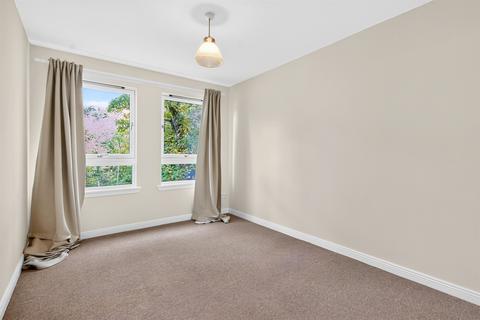 2 bedroom flat for sale, Woodlands Road, Thornliebank, Glasgow