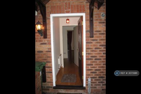 2 bedroom terraced house to rent, Leeds Avenue, Worcester, WR4