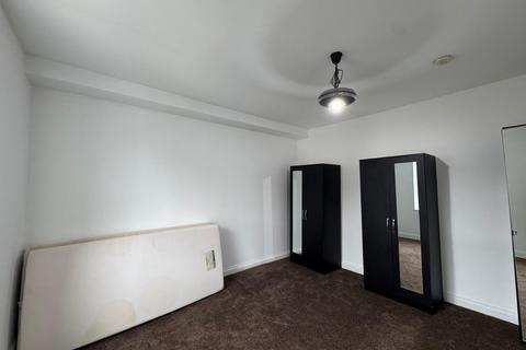 2 bedroom terraced house to rent, Bayswater Place, Leeds, West Yorkshire, LS8