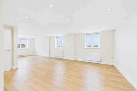 4 bedroom detached house to rent, Martcombe Road, Bristol BS20