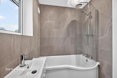 2 bedroom apartment for sale, Keswick Close, Sutton