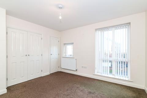 2 bedroom townhouse to rent, Gheluvelt Villas, Worcester, WR1