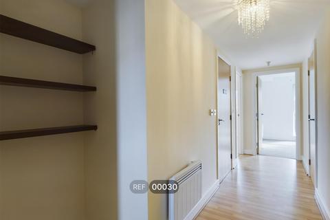 2 bedroom apartment to rent, Spring Street, HU2 8RD