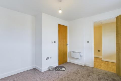 2 bedroom apartment to rent, Spring Street, HU2 8RD