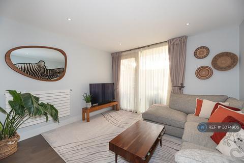 2 bedroom flat to rent, Hamond Court, Kingston Upon Thames, KT2