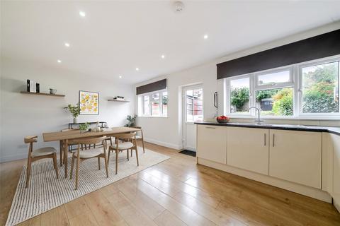 2 bedroom semi-detached house for sale, Walden Avenue, Chislehurst