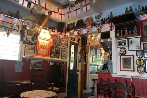 Pub for sale, 32 Victoria St Ventnor PO38 1ES