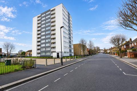 1 bedroom apartment for sale, Janson Close, London, E15