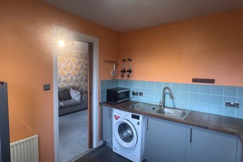 2 bedroom flat to rent, Picktillum Place, City Centre, Aberdeen, AB25