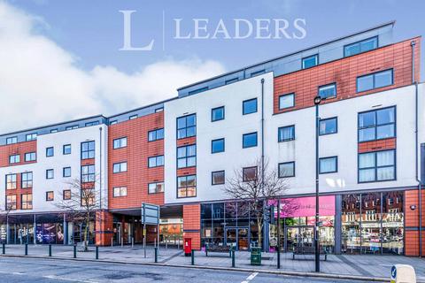 2 bed flat/apartment for rent in Church Street, Epsom, KT17