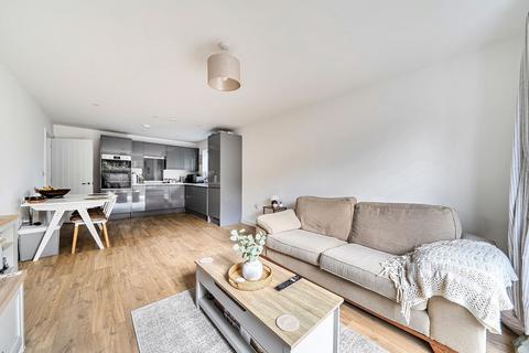 2 bedroom bungalow for sale, Hitchin Road, Arlesey, SG15