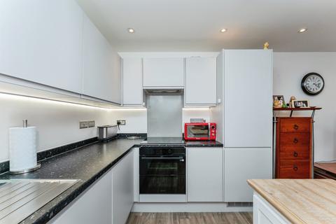 1 bedroom ground floor flat for sale, Robinson Way, Chester
