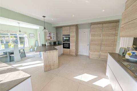 3 bedroom detached house for sale, Rothesay Drive, Highcliffe, Christchurch, BH23