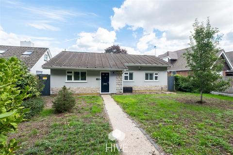 4 bedroom bungalow for sale, Stony Lane, Christchurch BH23