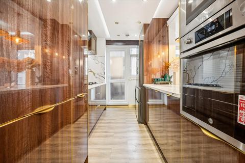 2 bedroom flat to rent, Clifton Place, London, W2.