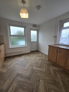 1 bedroom flat to rent, Clase Road, Morriston SA6