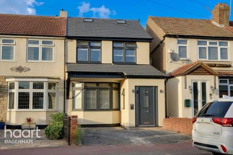 4 bedroom end of terrace house for sale, Western Avenue, Dagenham