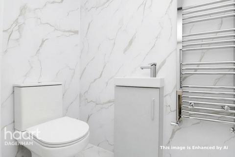 4 bedroom end of terrace house for sale, Western Avenue, Dagenham
